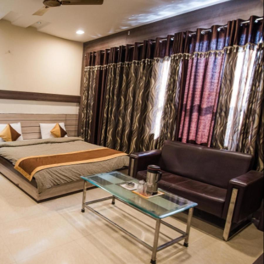 Brij Palace Hotel Bhopal Exterior foto